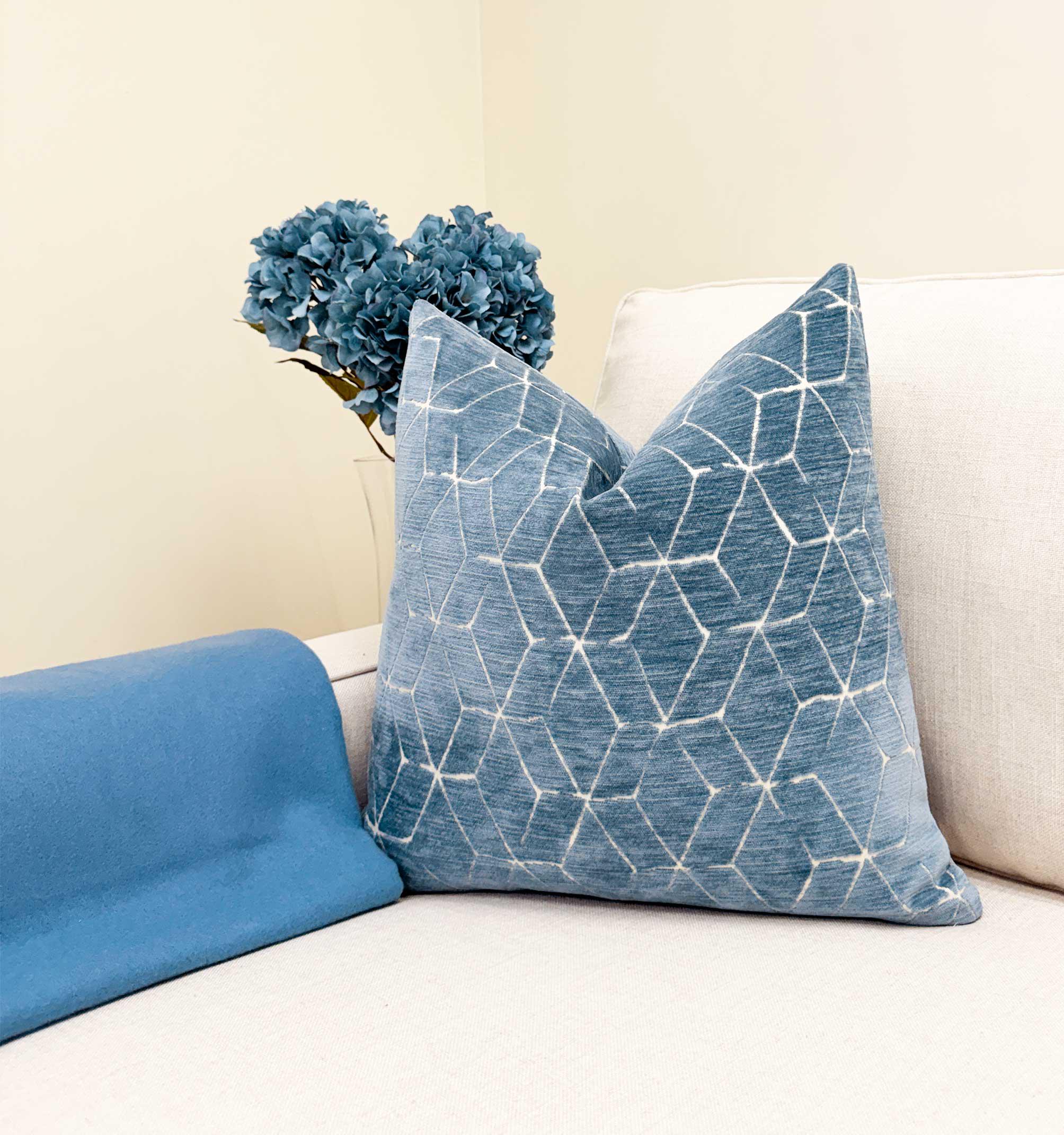 Blue Abstract Linework Velvet Pillow Cover - Image 4